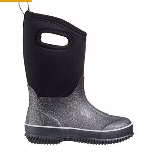 NWOT DSG Snow Boots